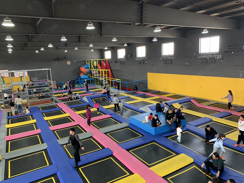 蹦床公園案（àn）例展示（shì）